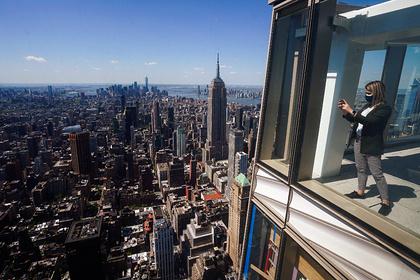 Туристам дадут посмотреть на Нью-Йорк из стеклянной подвесной кабины