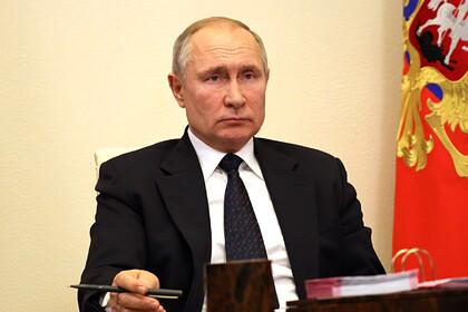Путин указал на участившиеся попытки оболгать и исказить историю