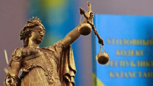 Судью СМЭС обвиняют в мошенничестве в Караганде: озвучены новые подробности