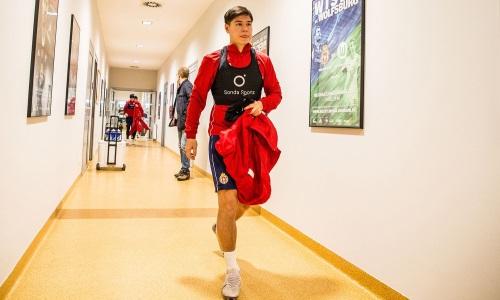 Жуков прилетел в Алматы после окончания европейского чемпионата