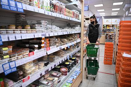 Власти признали невозможность успокоить россиян сдерживанием цен на продукты