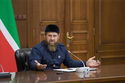Кадыров предложил «почувствовать нехватку кислорода» противникам вакцинации