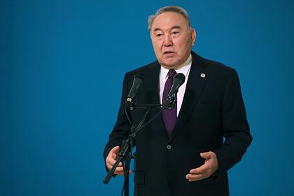 Назарбаев отказался от памятника самому себе