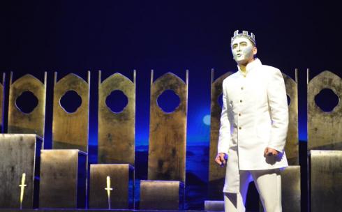 Игра с престолом: в карагандинском театре Станиславского – премьера трагедии «Макбет»