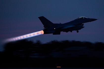 В США похвалили похожий на F-16 таинственный российский истребитель