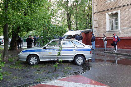 Неизвестный открыл стрельбу по прохожим и машинам в Екатеринбурге