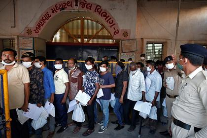 В Индии заключенные отказались выходить из тюрем из-за пандемии