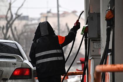 В России исключили дефицит бензина в летний период