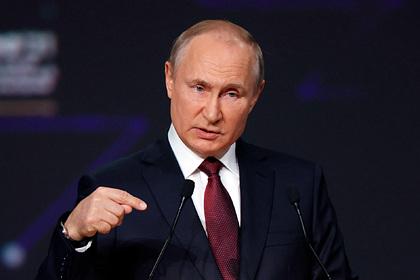 Путин заявил о пресечении митингов в ЕС «демократическими пулями»
