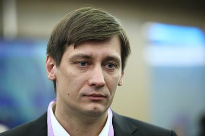 Дмитрий Гудков заявил об отъезде из России на Украину