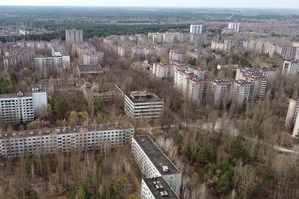 Зеленский предложил превратить Чернобыль в туристическую зону