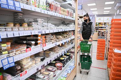 Россияне назвали свои главные страхи при выборе еды