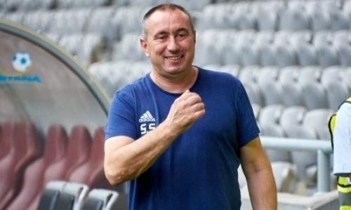 Самый успешный тренер в истории футбола Казахстана готов принять новую команду
