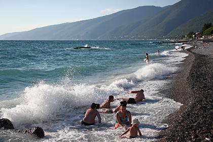Россиянка сравнила пляжи в Сочи и Абхазии и выбрала лучший курорт