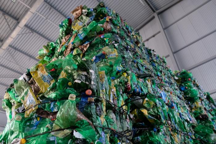 Более 125 млн тонн твердых бытовых отходов накоплено в РК