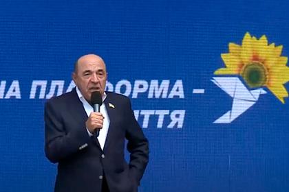 Рабинович призвал остановить возрождение фашизма на Украине