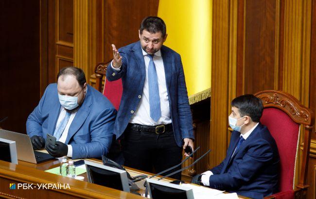 Некоторые не заработали и 3 тыс. гривен: список зарплат депутатов Рады за май
