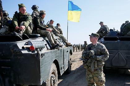 Украина стянула бронетехнику в жилые районы Донбасса