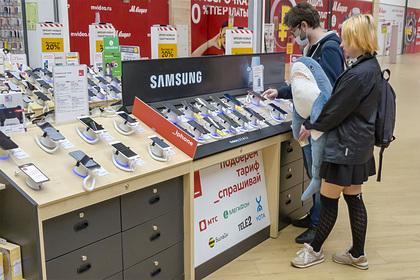 Samsung вернется к пластику в своих флагманах