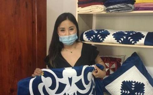 На грант акима Карагандинской области жительница Приозёрска открыла ателье по пошиву национального текстиля