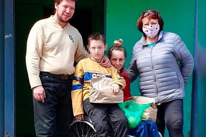 У российской семьи забрали ребенка-инвалида из-за грязи в квартире