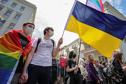 Посольство США поздравило украинцев с Днем ЛГБТ-прайда в День Конституции