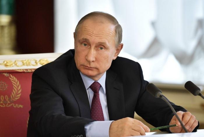Путин назвал проход британского эсминца возле Крыма провокацией и обеспокоен 