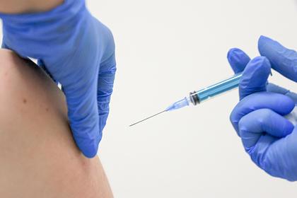 Привитых китайским препаратом россиян не включили в список вакцинированных