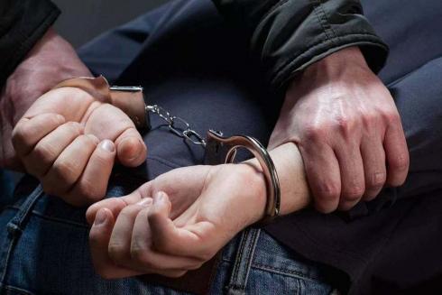 Похитителя мобильных телефонов задержала полиция Караганды