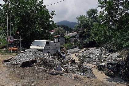 В Крыму началась эвакуация из-за подтопления частных домов