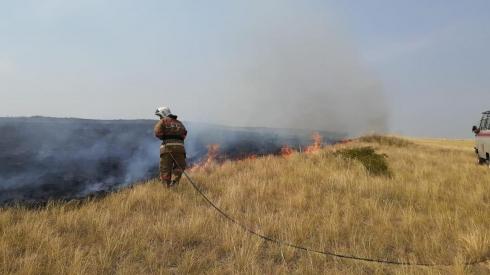 В Карагандинской области взято на контроль девять очагов природных возгораний
