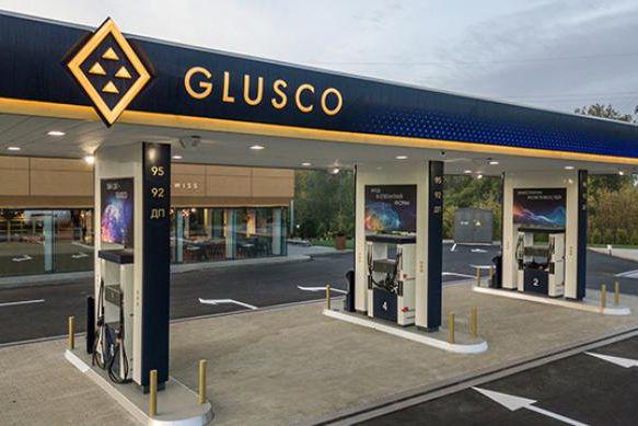 Смена владельца помогла – сеть АЗС Glusco возобновила работу