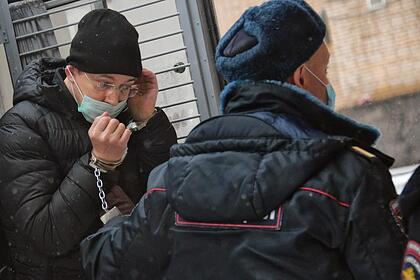Фигуранта дела о поджоге российского бизнесмена отпустили из-под ареста