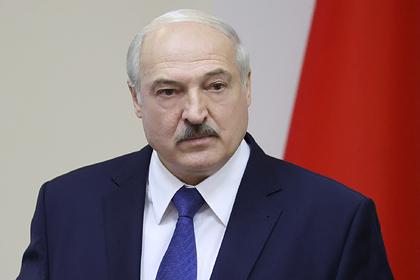 Лукашенко заявил о попытке Запада «разрушить умы» белорусов и начать войну