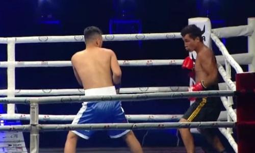 21-летний казахстанский боксер жесткого избил и нокаутировал узбека в первом раунде