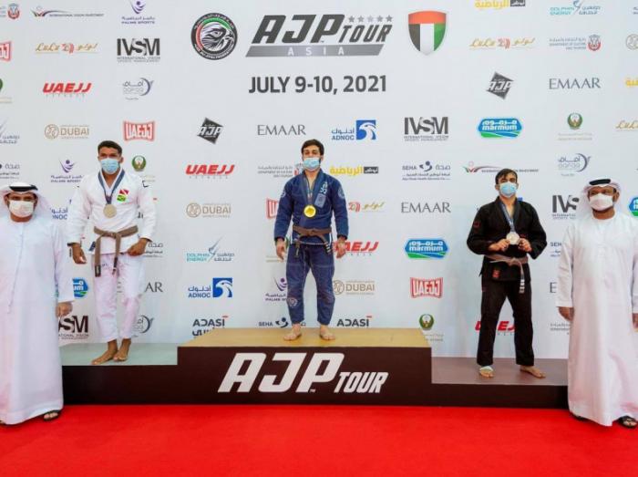 Казахстанские спортсмены завоевали 13 медалей на турнире по Джиу-Джитсу в Дубае