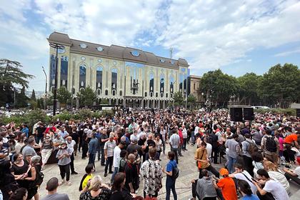 Протестующие в Грузии выдвинули ультиматум премьер-министру