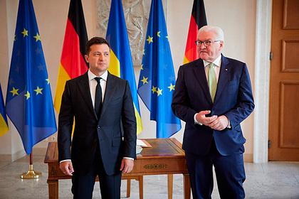 Зеленский обсудил деолигархизацию на Украине с президентом Германии