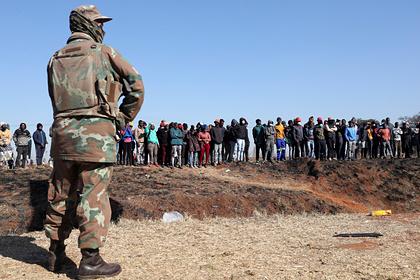 ЮАР мобилизует более 25 тысяч солдат для подавления протестов