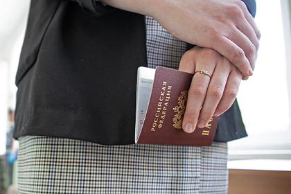 Правительство продлило срок подлежащих замене российских паспортов