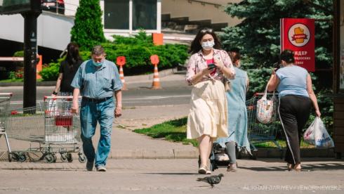В Минздраве назвали ненормальным отказ казахстанцев от ношения масок