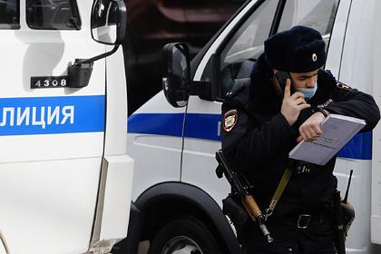 В Москве на офис компании напали с арматурами и ружьем
