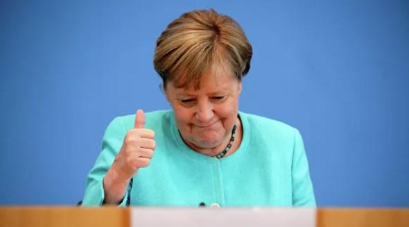 Меркель назвала сделку по 