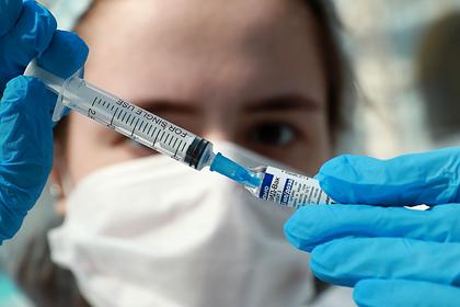 Объяснена необходимость второй дозы вакцины