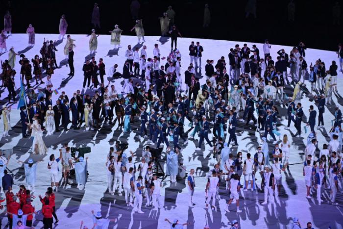 Фоторепортаж с церемонии открытия Олимпийских игр в Токио с участием казахстанской сборной