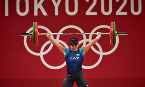 Казахстан завоевал третью медаль Олимпиады-2020