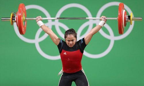 Опередившая Чиншанло и выигравшая «золото» в Токио тяжелоатлетка установила два олимпийских рекорда