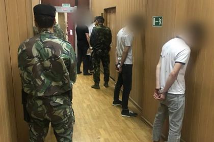 Избившие полицейских во время массовой потасовки россияне задержаны