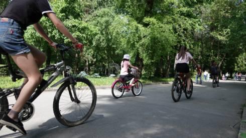 С 1 августа велосипедистов Караганды начнут штрафовать за передвижение по запрещённым для езды территориям Центрального парка