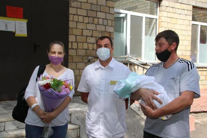 Роженицу с 60-процентным поражением легких спасли карагандинские врачи